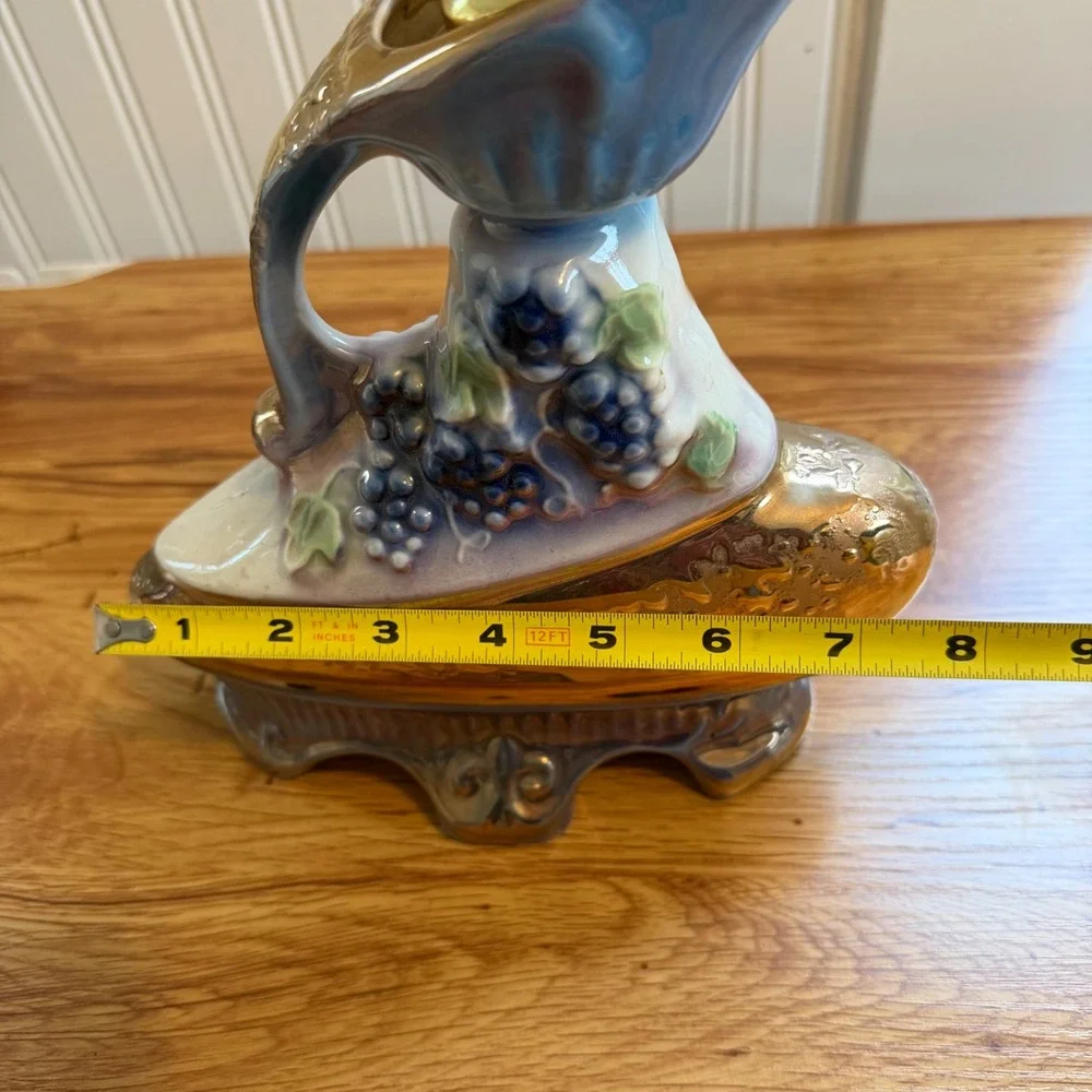 Vintage 1977 Ezra Brooks Ceramic Whiskey Decanter Japan Gold Grape Genie